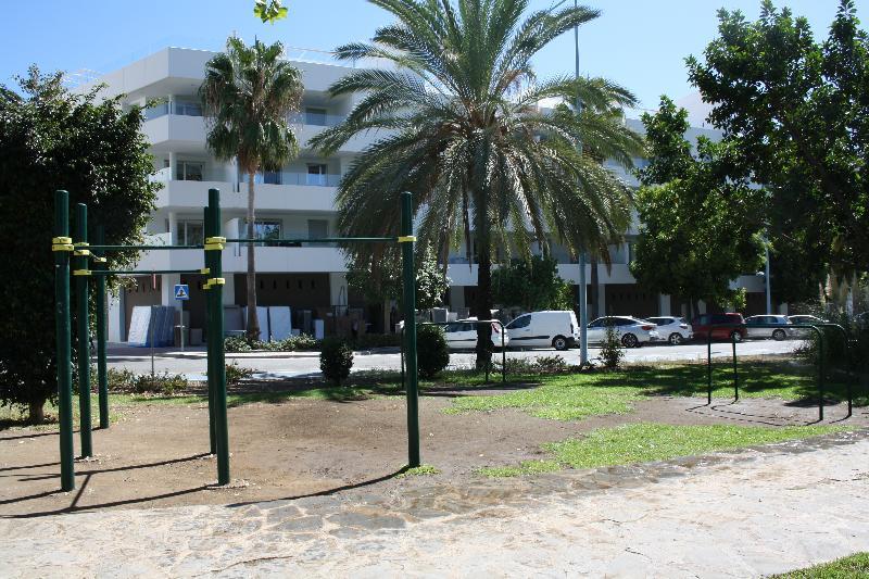 Aqua Apartments Vento, Marbella Bagian luar foto