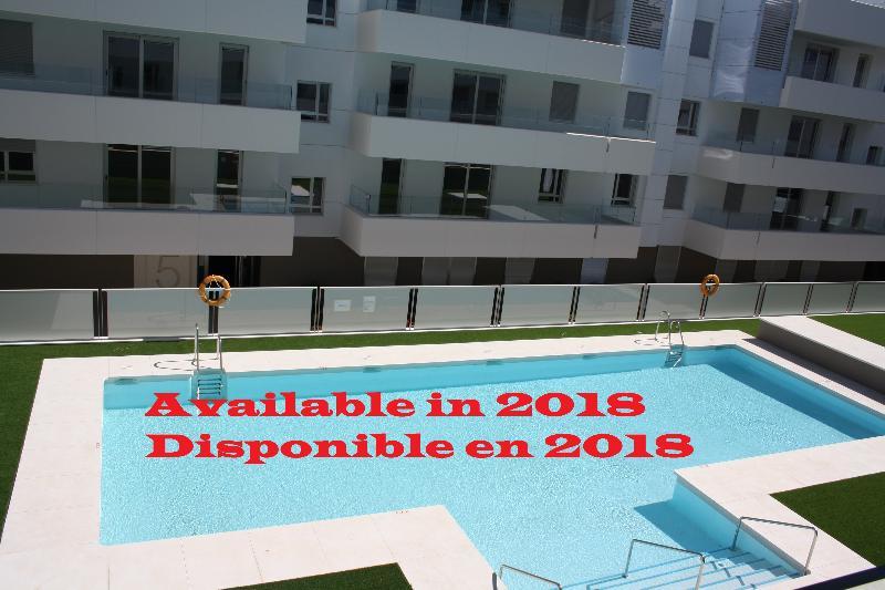 Aqua Apartments Vento, Marbella Bagian luar foto