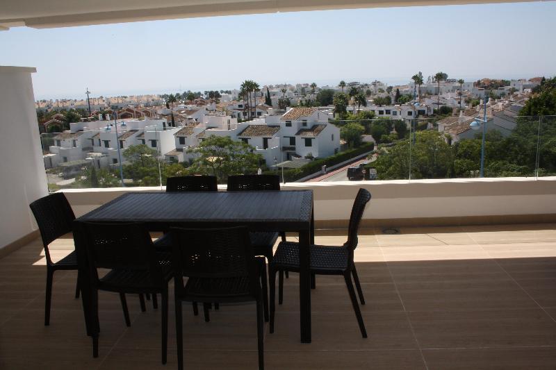 Aqua Apartments Vento, Marbella Bagian luar foto