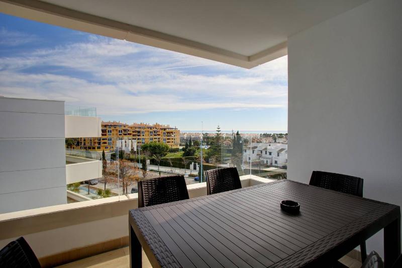 Aqua Apartments Vento, Marbella Bagian luar foto